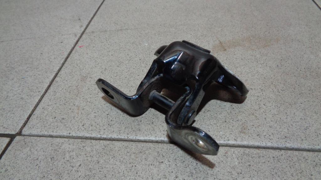 Петля двери задней правой верхняя, 500 рублей, Пермь