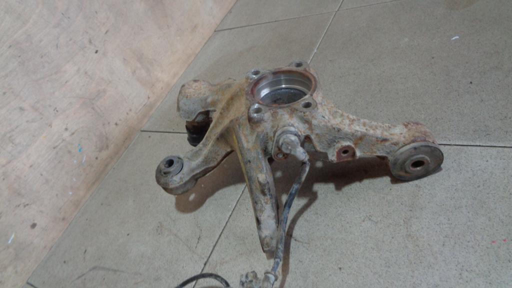 Кулак поворотный задний правый, 3000 рублей, Пермь