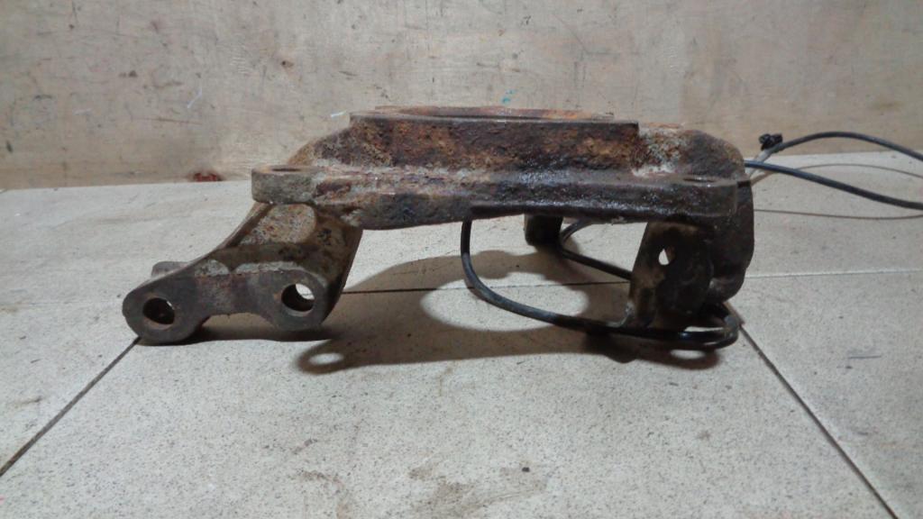 Кулак поворотный передний левый, 3000 рублей, Пермь