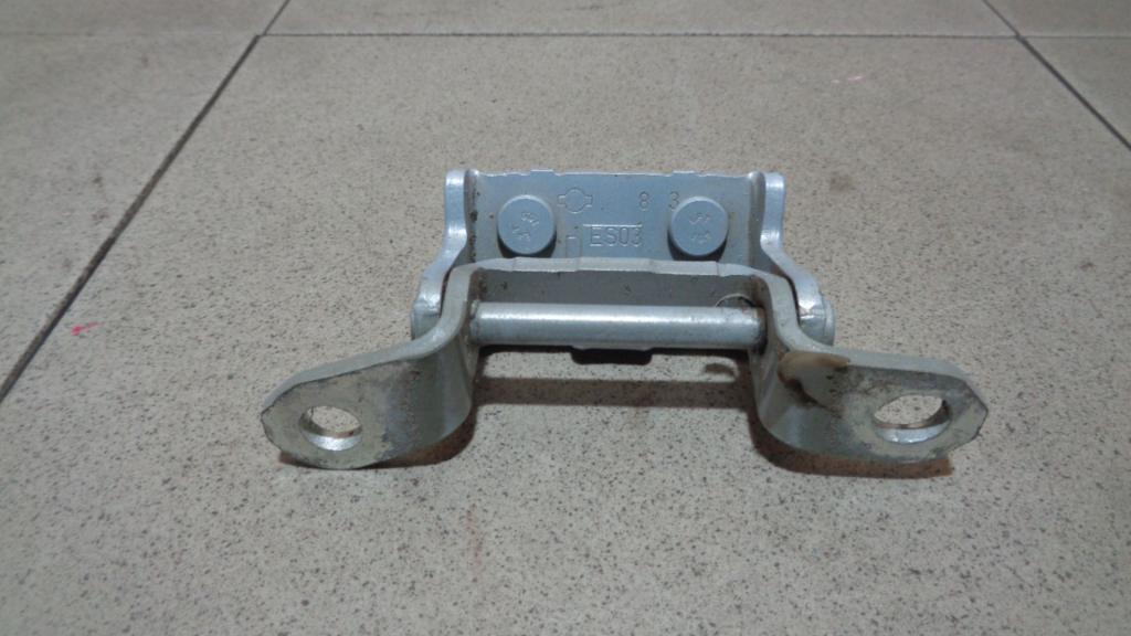 Петля двери задней правой верхняя, 1000 рублей, Пермь