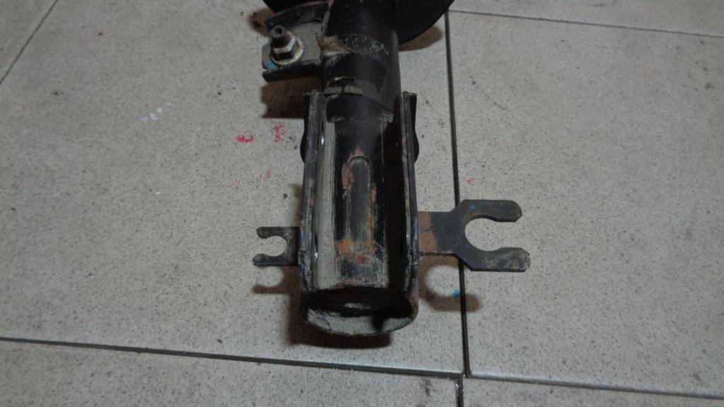 Амортизатор передний правый, 1500 рублей, Пермь