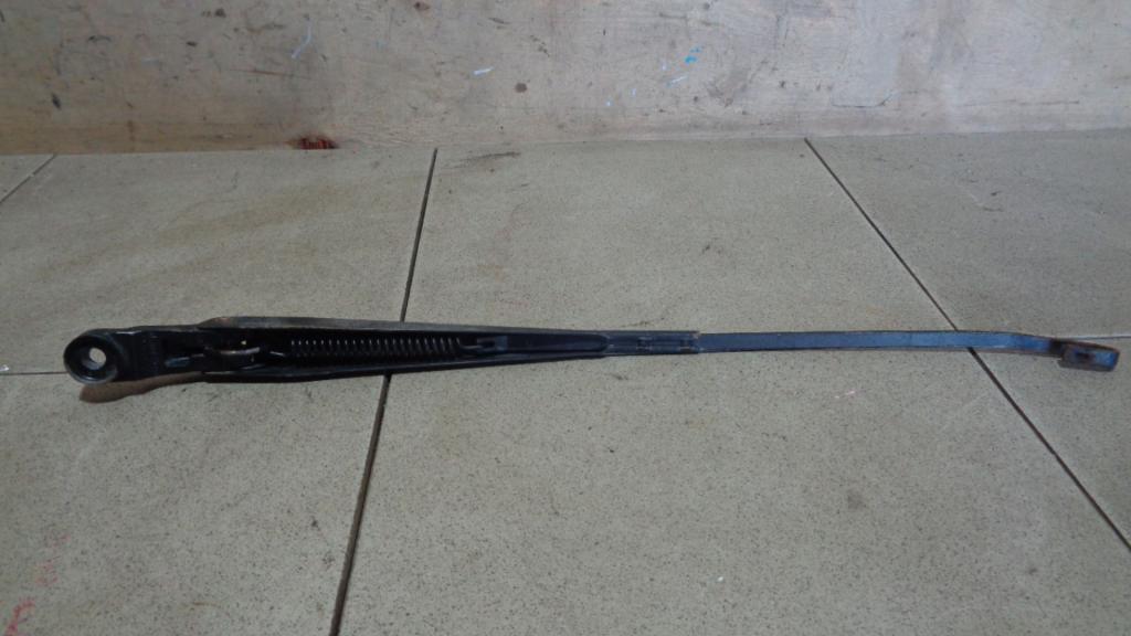 Поводок стеклоочистителя передний правый, 750 рублей, Пермь