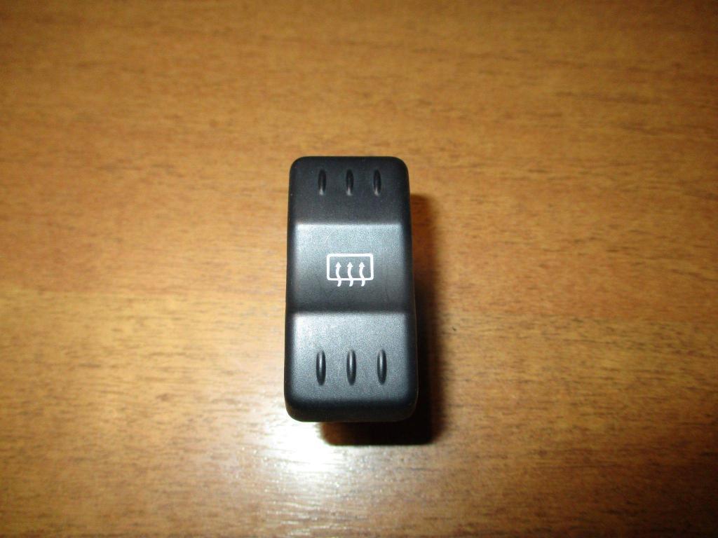 Кнопка обогрева заднего стекла, 500 рублей, Пермь