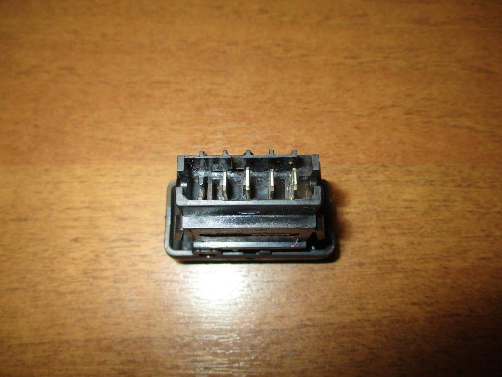 Кнопка обогрева заднего стекла, 500 рублей, Пермь