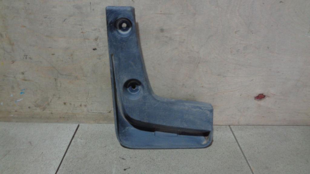 Брызговик передний правый, 500 рублей, Пермь