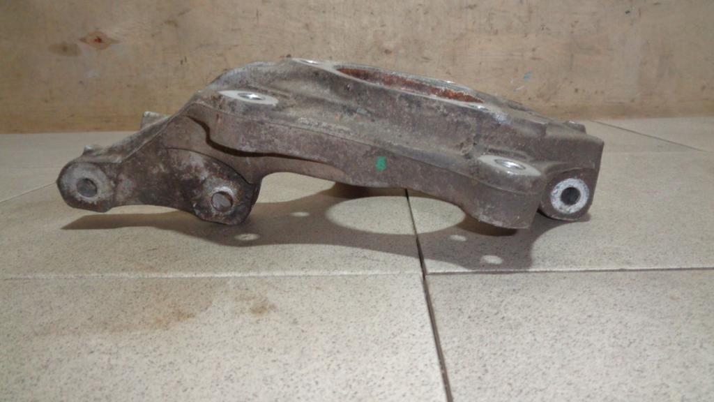 Кулак поворотный передний левый, 2000 рублей, Пермь