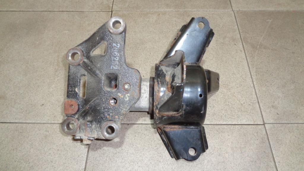 Опора КПП левая, 1500 рублей, Пермь