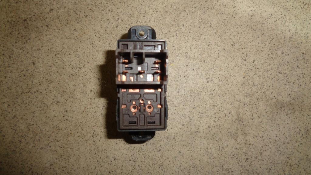 Кнопка стеклоподъемника, 650 рублей, Пермь