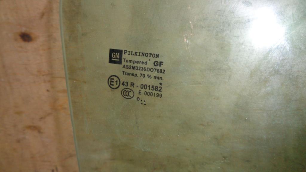 Стекло двери задней правой, 1000 рублей, Пермь