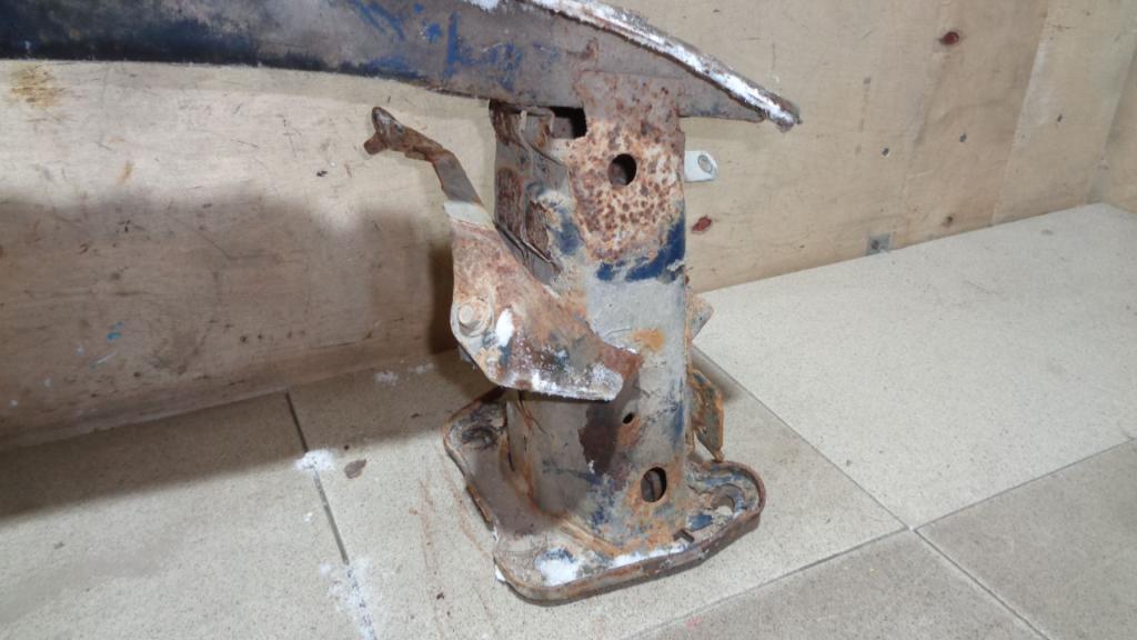 Усилитель переднего бампера, 2000 рублей, Пермь