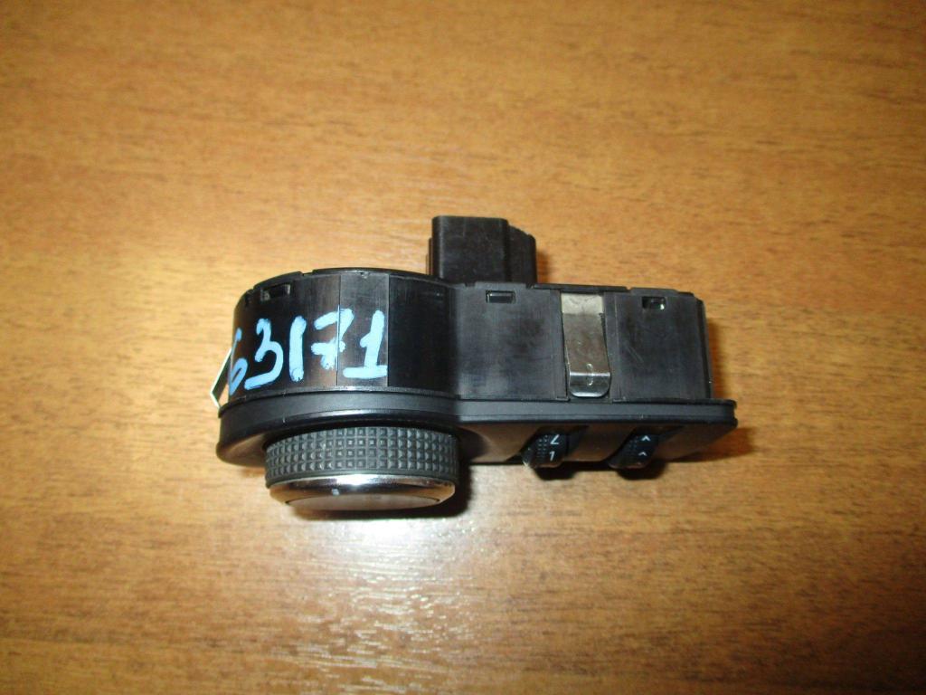 Переключатель света фар, 2000 рублей, Пермь