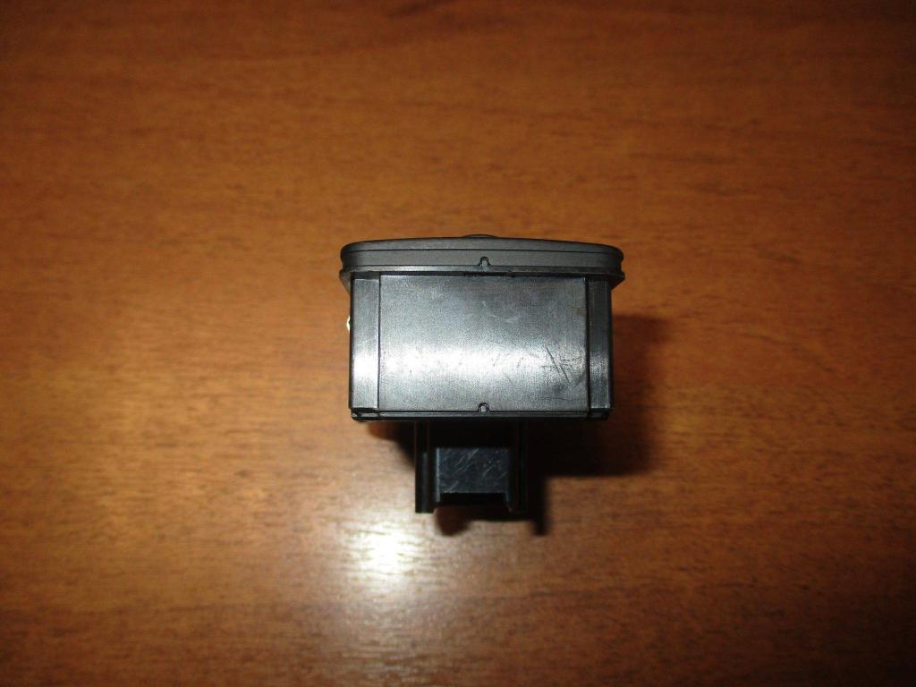 Переключатель света фар, 2000 рублей, Пермь