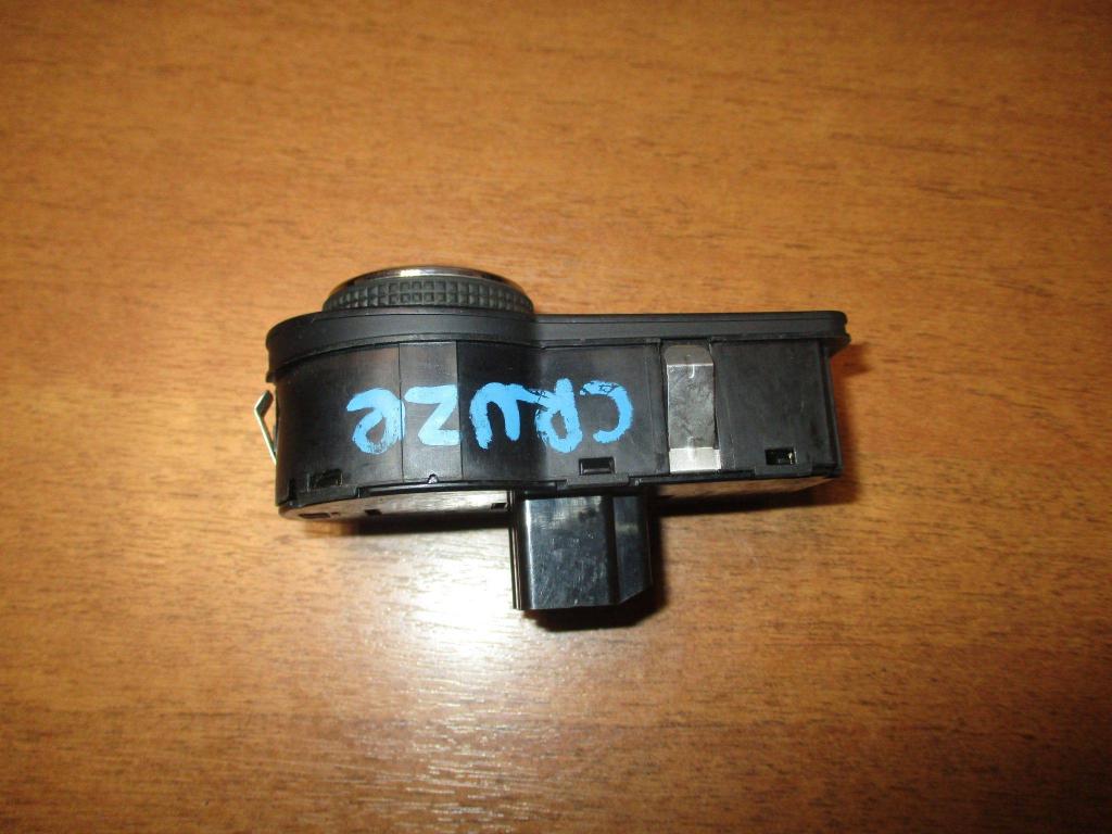 Переключатель света фар, 2000 рублей, Пермь