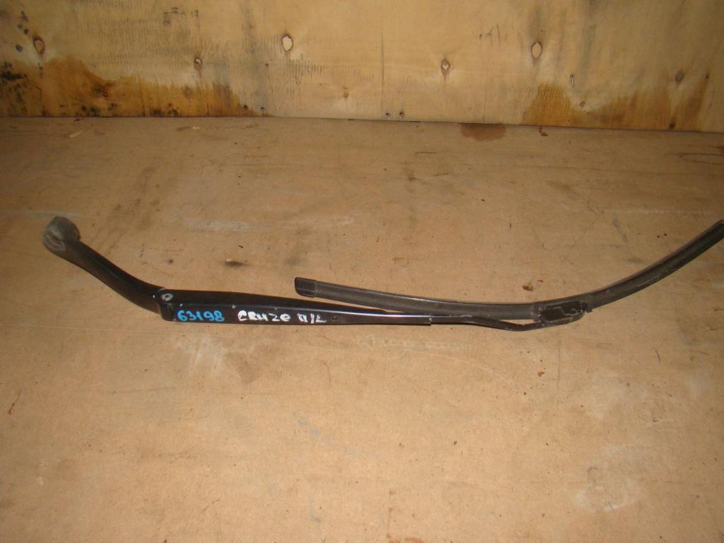 Поводок стеклоочистителя передний левый, 750 рублей, Пермь