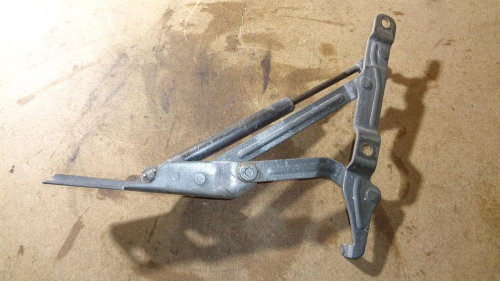 Петля крышки багажника, 550 рублей, Пермь