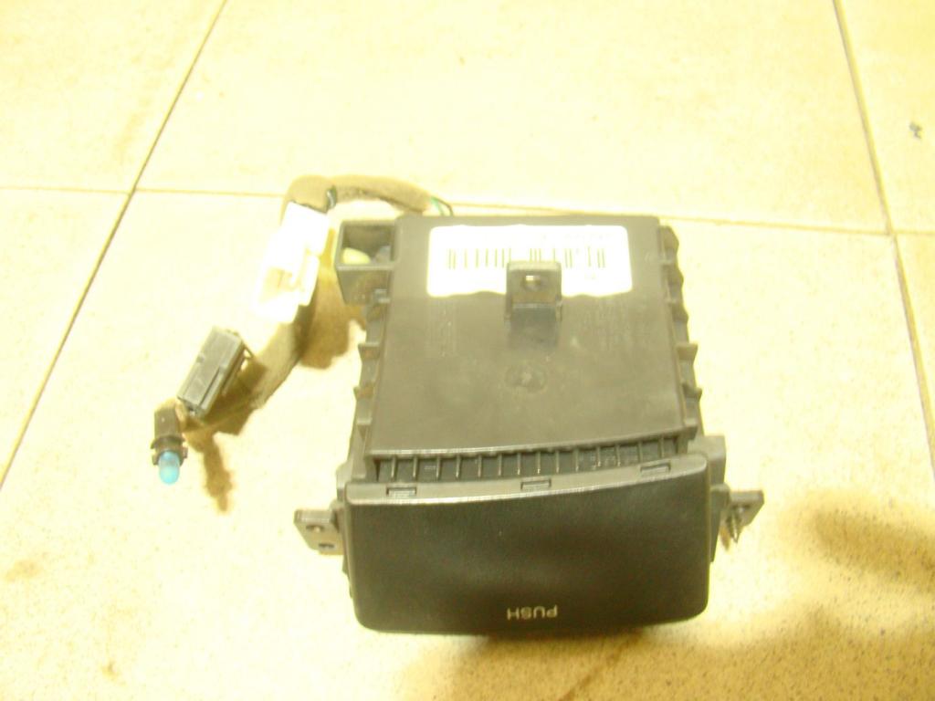 Пепельница передняя, 700 рублей, Пермь