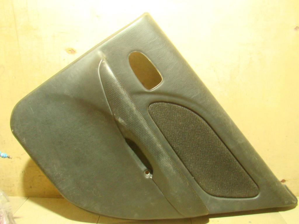 Обшивка двери задней правой, 1000 рублей, Пермь