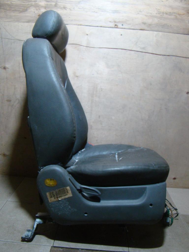 Сиденье переднее правое, 4000 рублей, Пермь