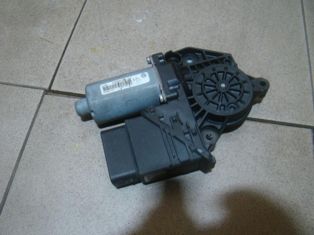 Моторчик стеклоподъемника, 1600 рублей, Пермь