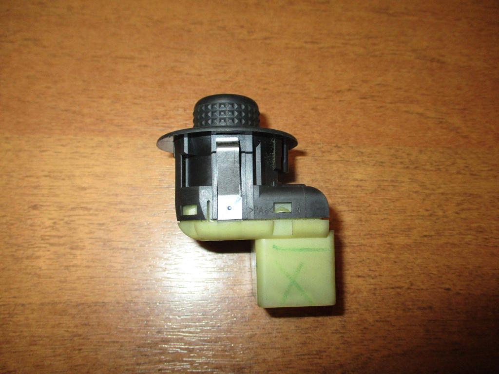 Переключатель регулировки зеркала, 500 рублей, Пермь