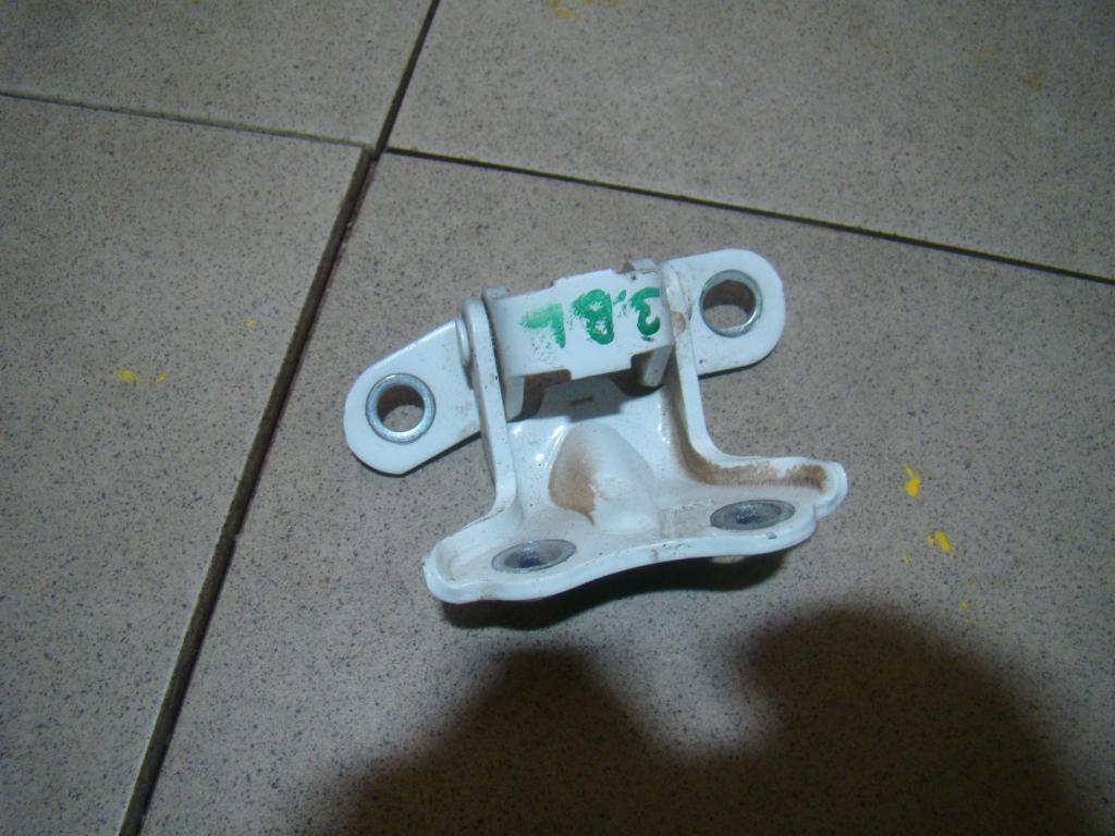 Петля двери задней левой верхняя, 500 рублей, Пермь