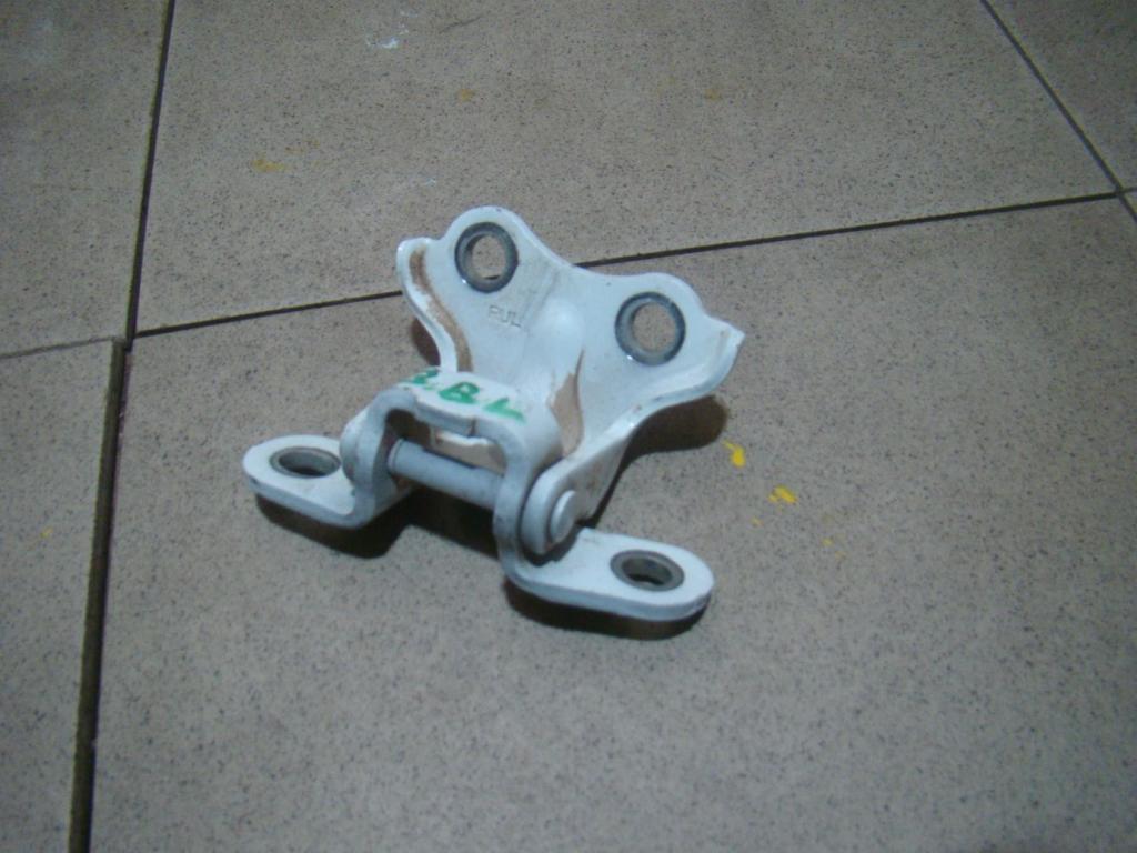 Петля двери задней левой верхняя, 500 рублей, Пермь