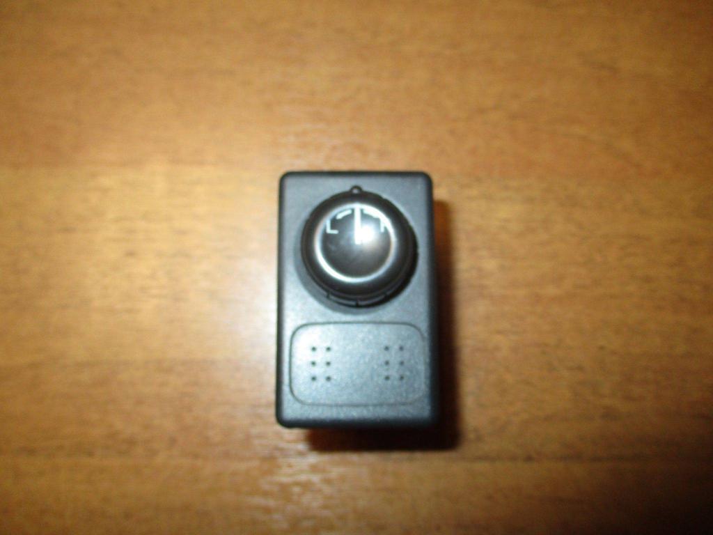 Переключатель регулировки зеркала, 500 рублей, Пермь