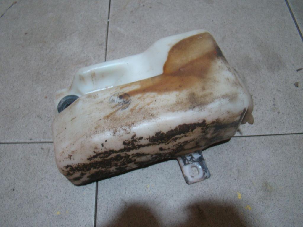 Бачок омывателя заднего стекла, 500 рублей, Пермь