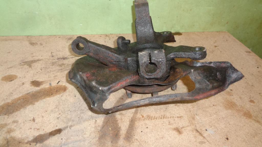 Кулак поворотный передний левый, 3000 рублей, Пермь