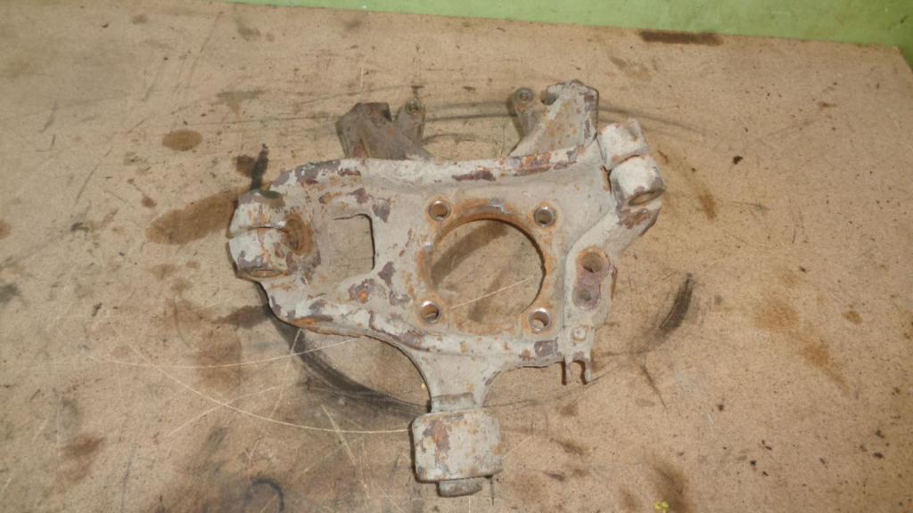 Кулак поворотный задний правый, 3000 рублей, Пермь