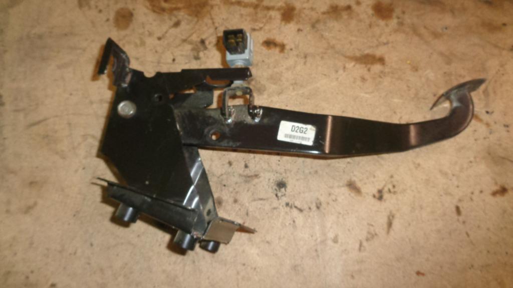 Педаль тормоза, 500 рублей, Пермь