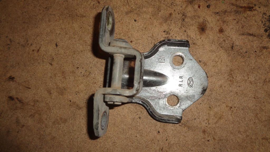 Петля двери задней правой нижняя, 500 рублей, Пермь