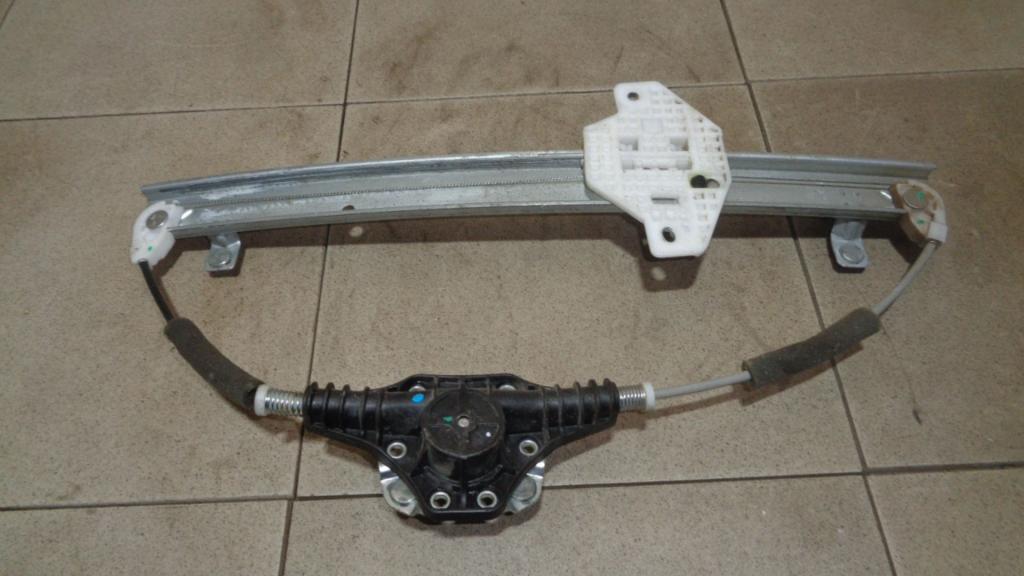 Стеклоподъемник механический задний левый, 550 рублей, Пермь