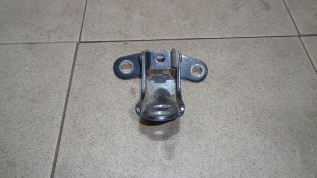 Петля двери задней левой нижняя, 500 рублей, Пермь