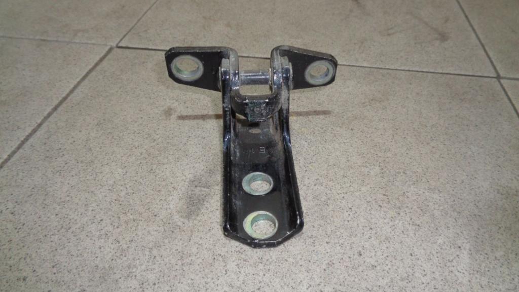 Петля двери задней левой нижняя, 500 рублей, Пермь