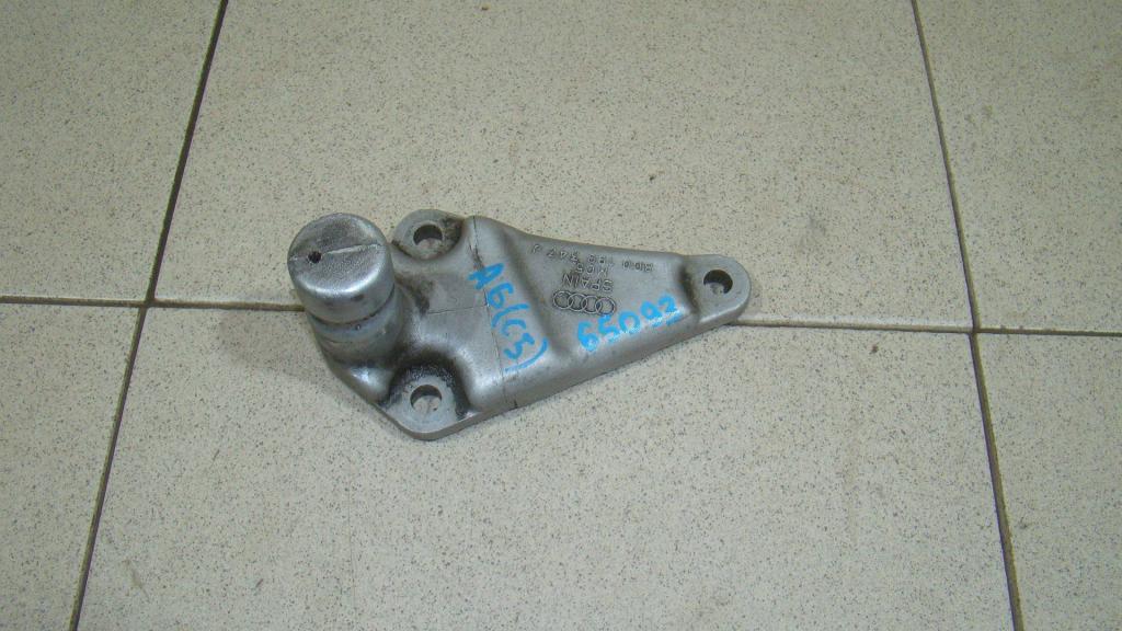 Кронштейн двигателя передний, 500 рублей, Пермь