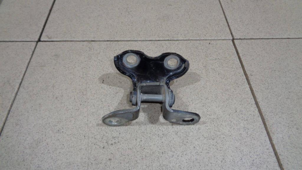 Петля двери задней правой верхняя, 550 рублей, Пермь