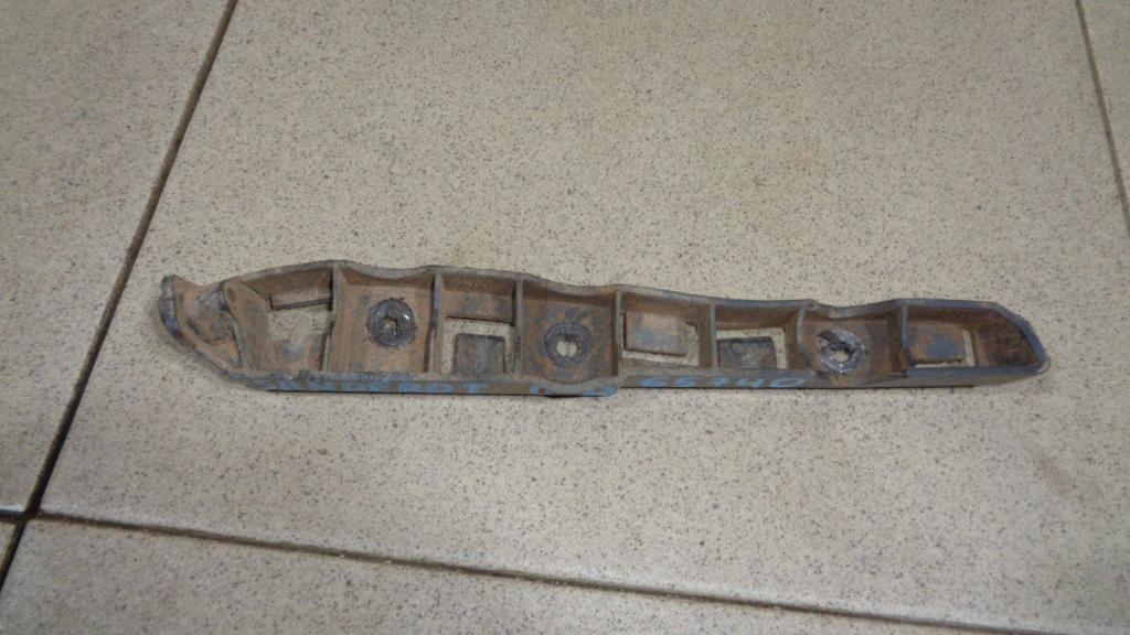 Кронштейн переднего бампера правый, 800 рублей, Пермь