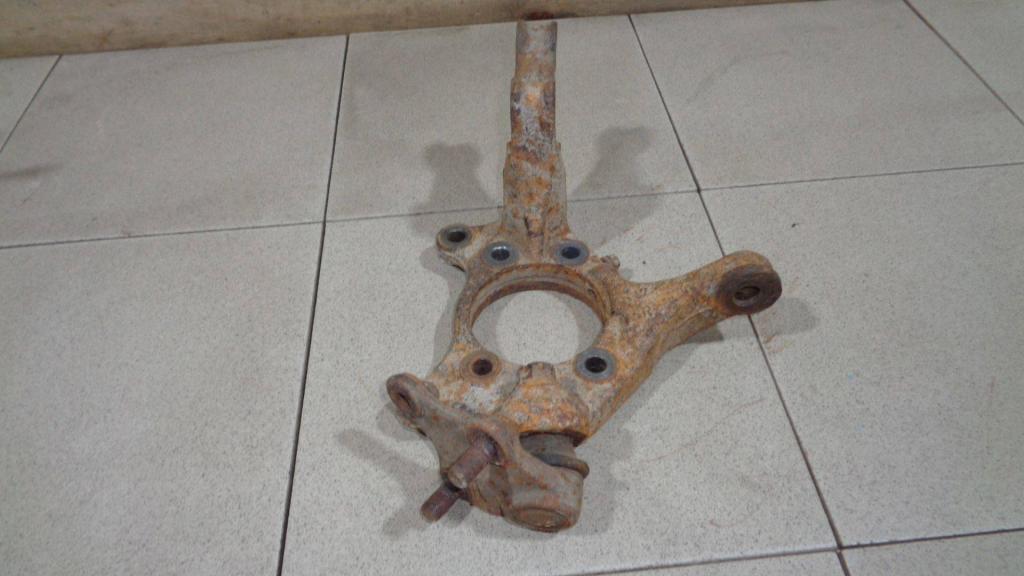 Кулак поворотный передний правый, 2500 рублей, Пермь