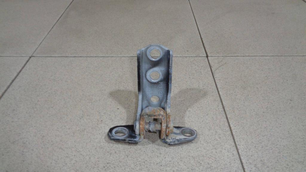 Петля двери передней правой нижняя, 1000 рублей, Пермь