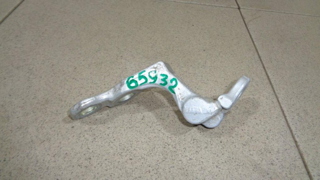 Петля двери задней правой нижняя, 500 рублей, Пермь