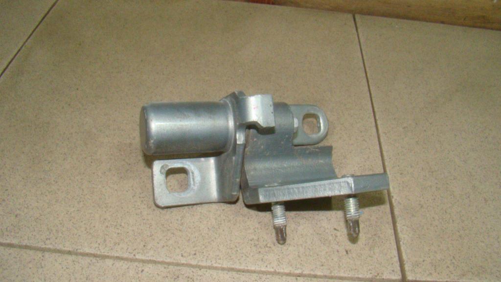 Петля двери задней левой верхняя, 500 рублей, Пермь