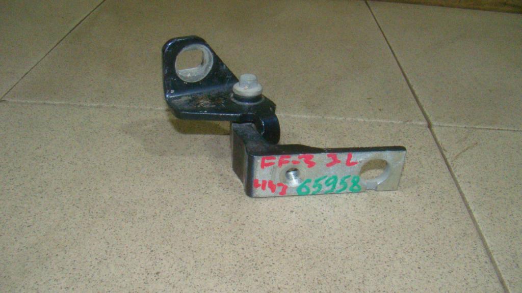 Петля двери задней левой нижняя, 500 рублей, Пермь