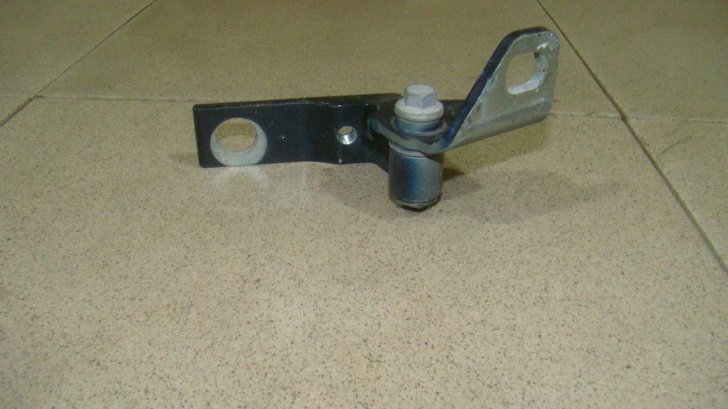 Петля двери задней левой нижняя, 500 рублей, Пермь