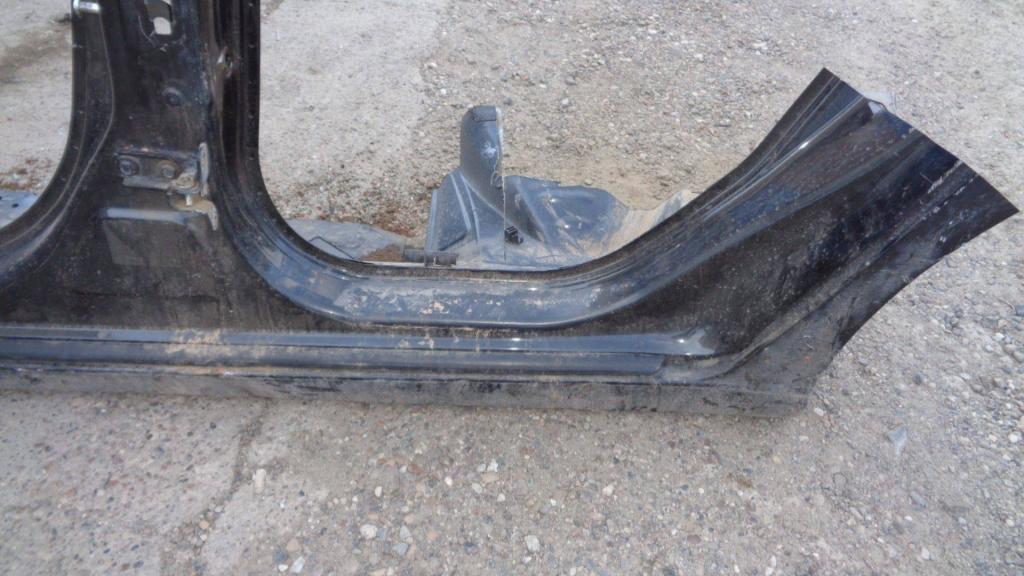 Порог со стойкой левый, 9000 рублей, Пермь