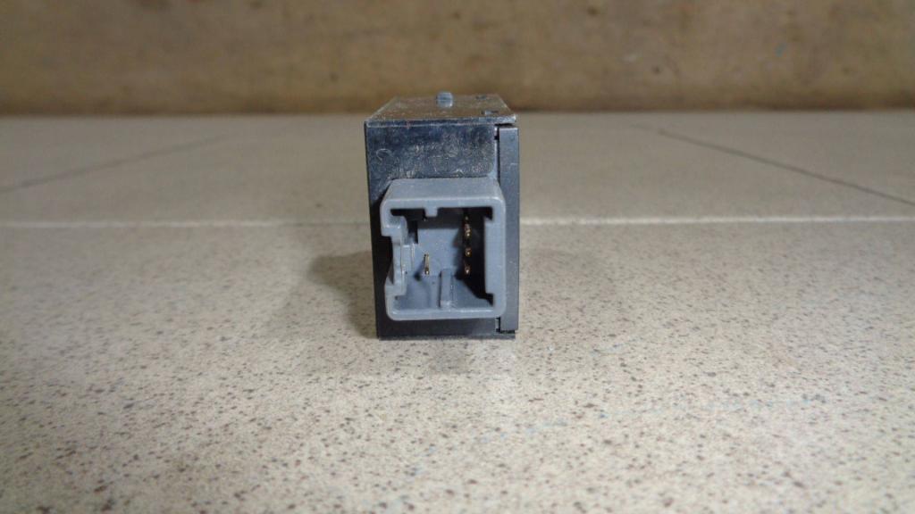 Кнопка освещения панели приборов, 500 рублей, Пермь