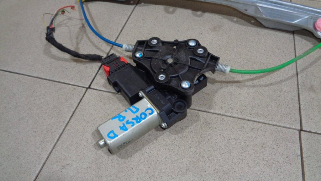 Стеклоподъемник передний правый, 3200 рублей, Пермь