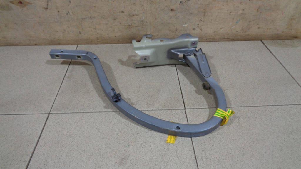 Петля крышки багажника, 650 рублей, Пермь