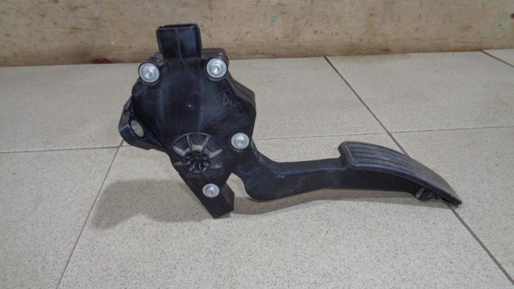 Педаль газа, 1500 рублей, Пермь