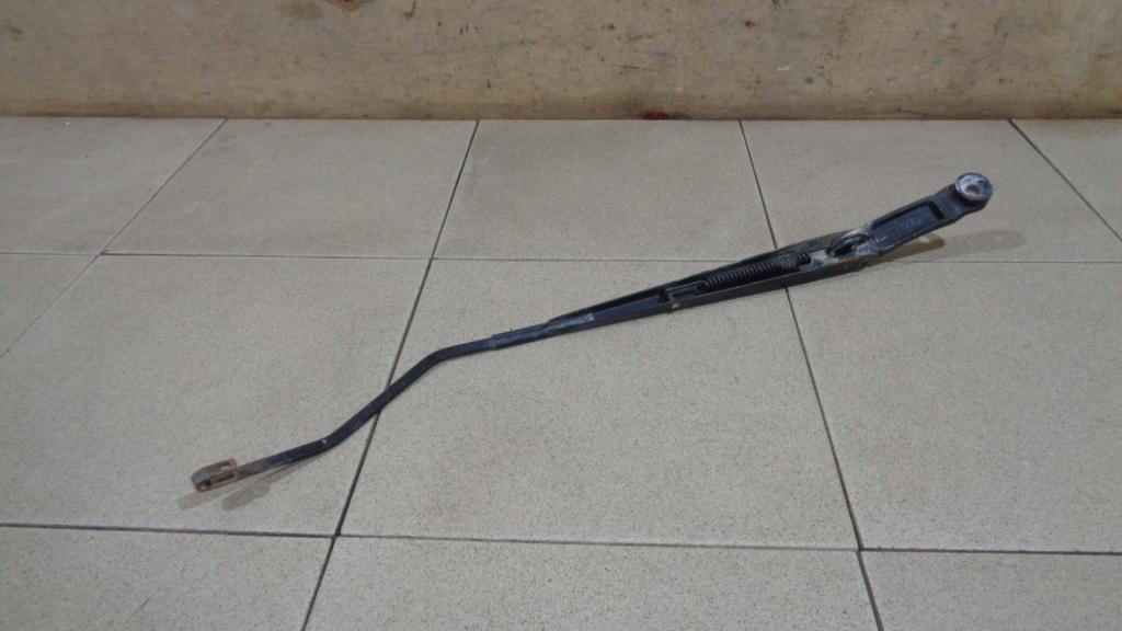 Поводок стеклоочистителя передний правый, 550 рублей, Пермь